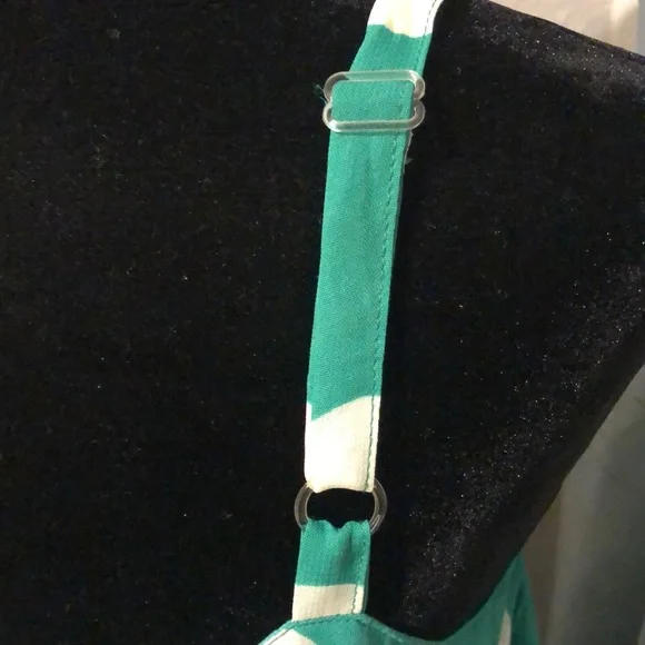 Mlle Gabrielle Green Spaghetti Strap Dress - Picture 4 of 6